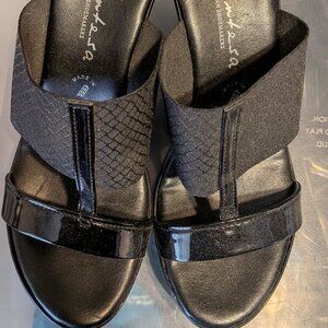 Black wedges size 7